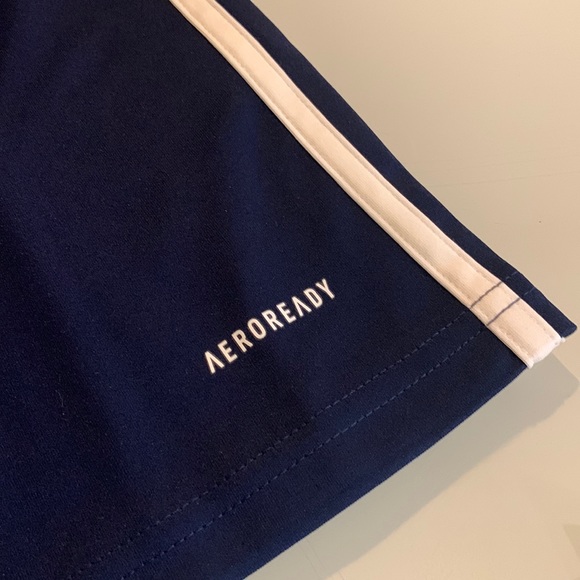 Adidas Tabela 23 soccer jersey - size M (11-12Y) - Picture 4 of 13